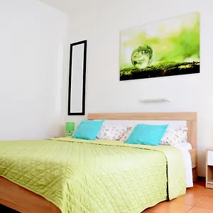 3* Gostinjska kuća Rooms Vilma Close To Rab City