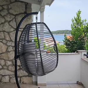4* Gostinjska kuća Riviera And