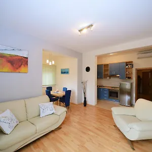  Apartman Cule